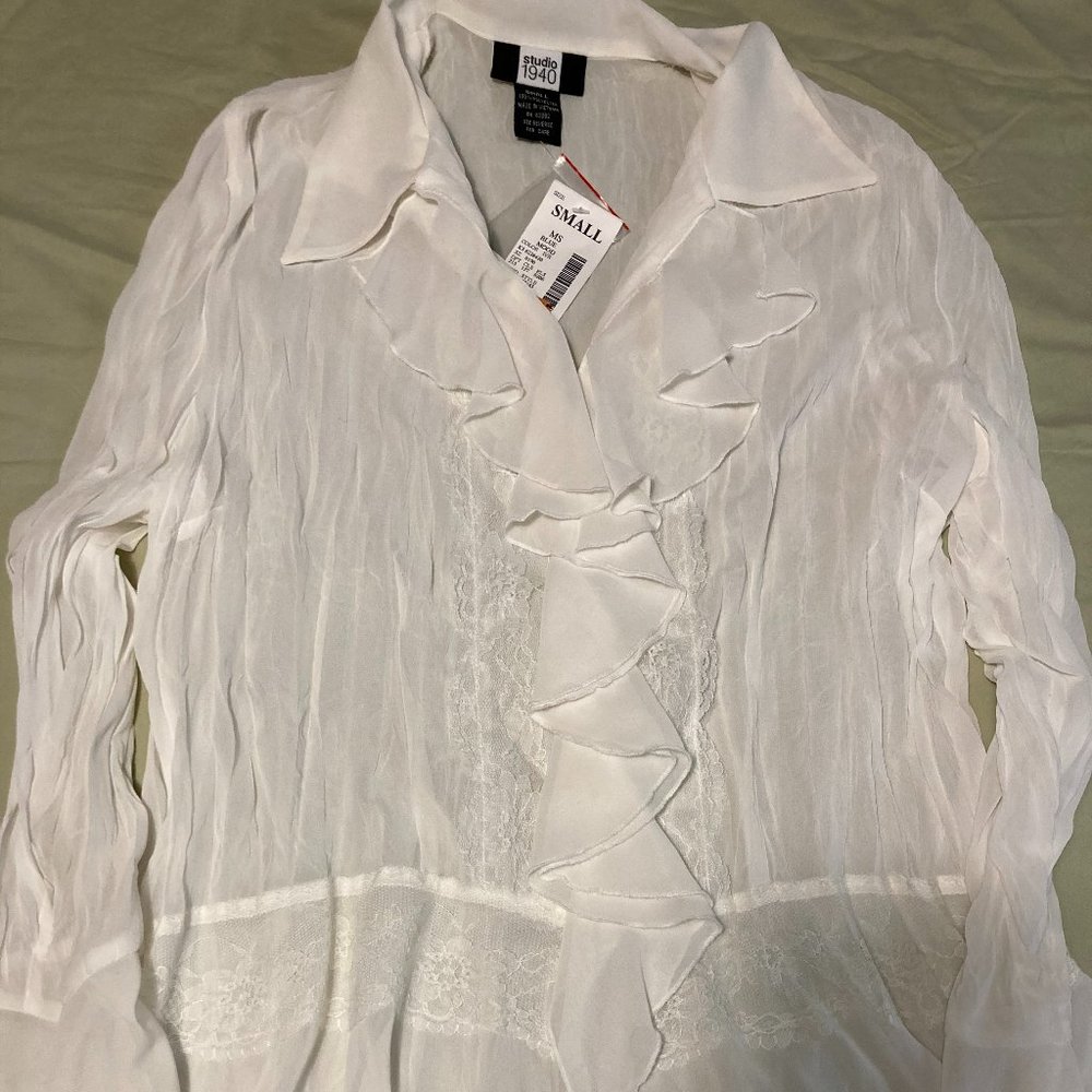 Studio 1940 Sheer White Womens Small Ruffle Shirt Brand New Cute Blouse